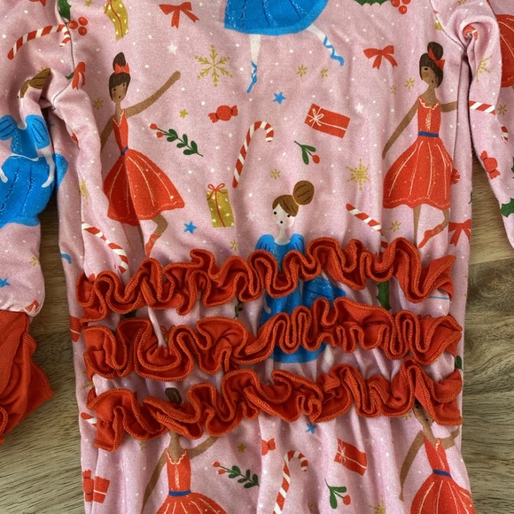 Laree + Co. Bamboo Holiday Ruffle Convertible Footie Pajama - Picture 6 of 7